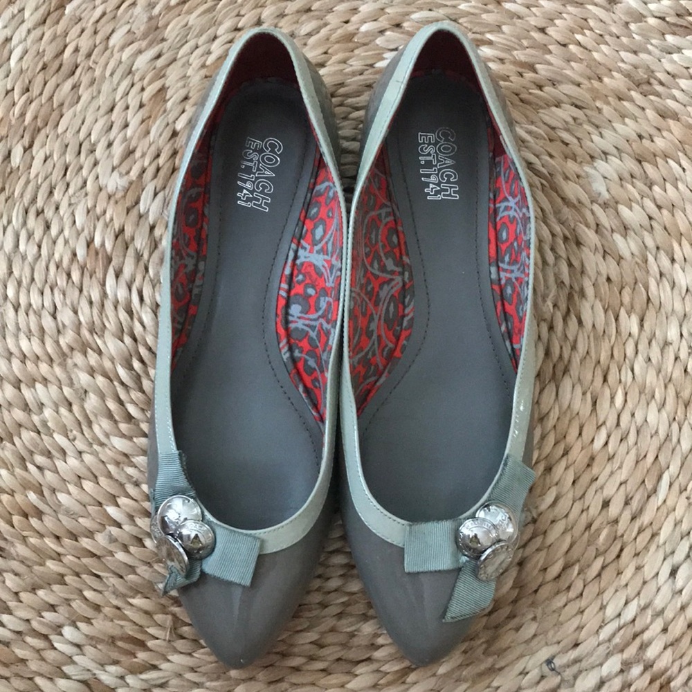 Coach Poppy Gray Flats Size 8.5
